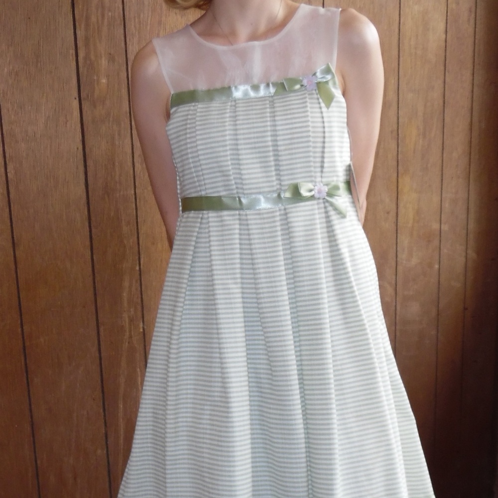 Green Striped Spring Dress - Picture 2 of 8